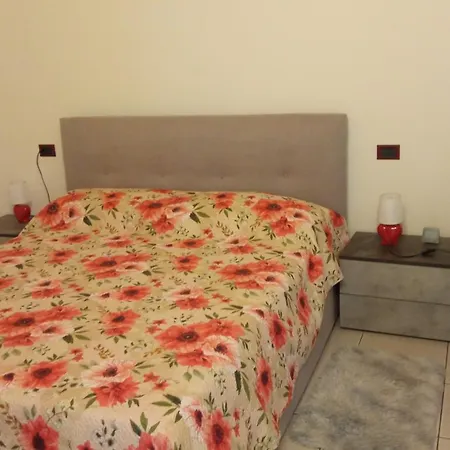 Casa Vanda アパート ルイーノ